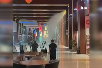 Bursa’da alışveriş merkezinde panik