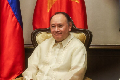 Çin, Filipinler Savunma Bakanı Teodoro ve ailesine yaptırım uygulayacağını açıkladı