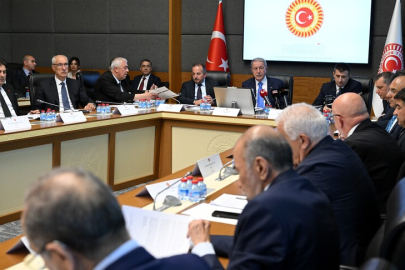 TSK ile ilgili düzenlemeleri de içeren kanun teklifi TBMM Milli Savunma Komisyonunda kabul edildi