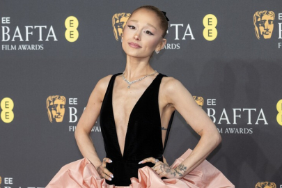 ABD'li şarkıcı Ariana Grande, eserini izinsiz kullanan Beyaz Saray'a tepki gösterdi
