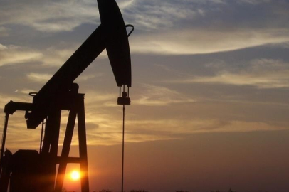 Trump en az 30 kez "anlaşma" dedi, petrol piyasaları sert dalgalandı