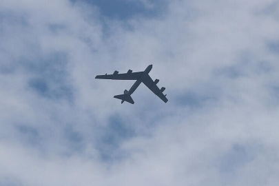 ABD'de düşen B-52 Stratofortress uçağındaki 8 kişinin tamamının ölmüş olabileceği belirtildi