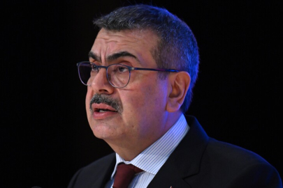 Milli Eğitim Bakanı Tekin'den ortaöğretimde net okullaşma oranına ilişkin açıklama