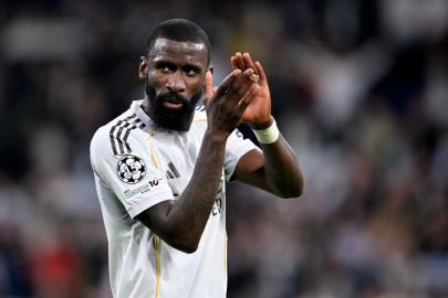 Real Madrid'de Antonio Rüdiger'in sözleşmesi 2027'ye kadar uzatıldı