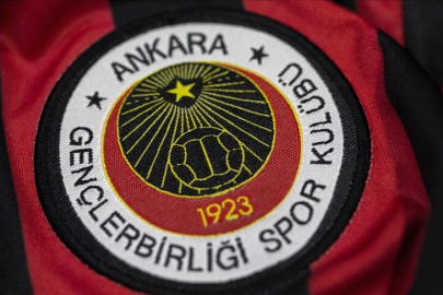 Gençlerbirliği, Fıratcan Üzüm'ün sözleşmesini 1 yıl uzattı