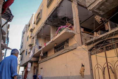 İsrail'in ateşkese rağmen Gazze'de düzenlediği saldırılarda 5 Filistinli hayatını kaybetti