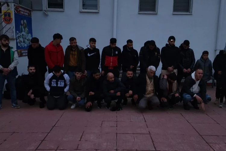 21 kaçak göçmen yakalandı