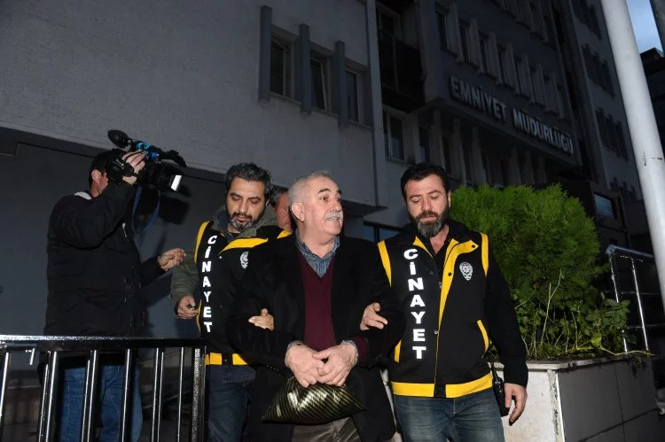 Bursa'da 3 çocuk annesini öldüren şahıs, 'Seviyordum' dedi, müebbetten kurtulmaya yetmedi