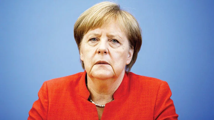 Angela Merkel'den Özil açıklaması