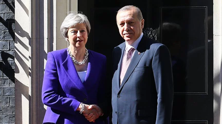 Erdoğan, Theresa May ile görüştü