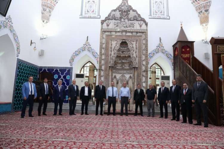 Büyükşehir belediye başkanları Muradiye Külliyesi'ne hayran kaldı