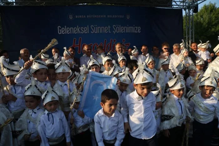 Büyükşehir'den bin 255 çocuğa sünnet töreni