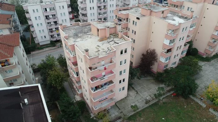 Bursa'da 6 katlı apartmanda çökme tehlikesi! Bina tahliye edildi