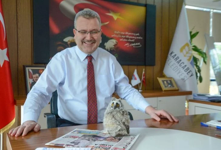 Yavru baykuş, Başkan Özkan'ın misafiri oldu