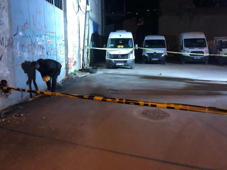 Bursa'da yerel gazete sahibinin kuzenini öldürme anı güvenlik kameralarında