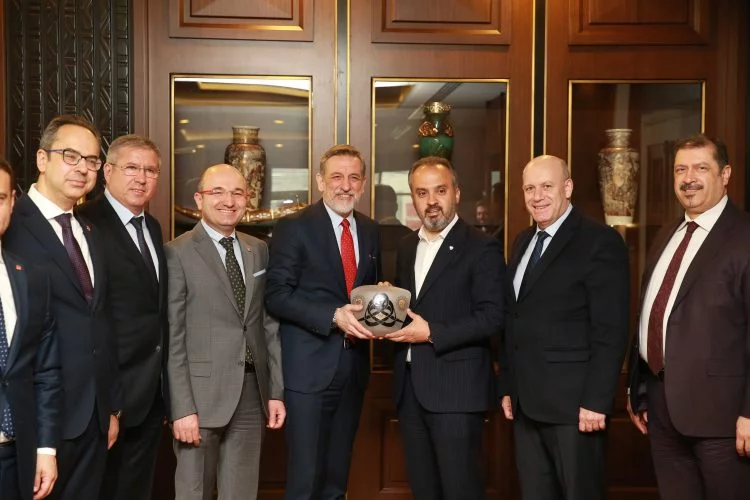 BTSO ve Bursaspor'dan Başkan Aktaş'a tebrik ziyareti
