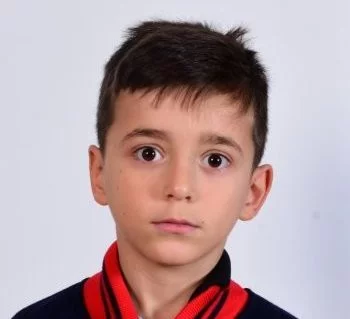 Bursa'da korkunç olay! 5. katın merdiven boşlğuna düşen 9 yaşındaki çocuk kurtarılamadı