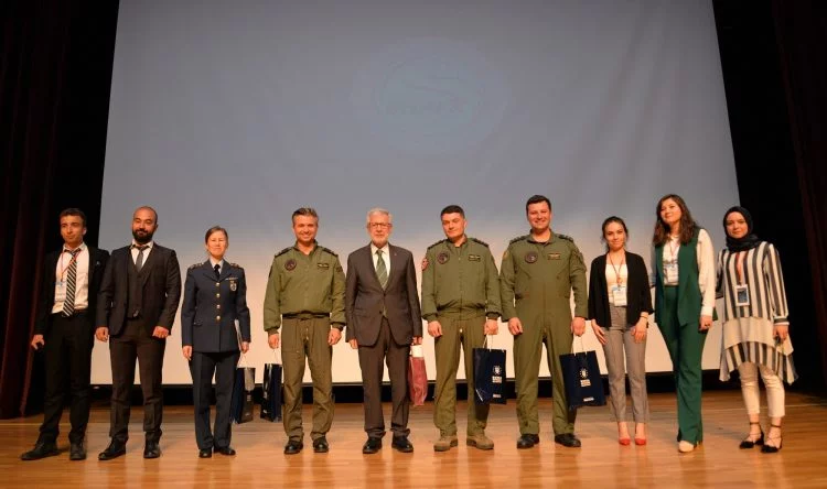 Uludağ Üniversitesi Havacılık Günleri başladı