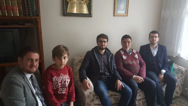 AK Parti Bursa İl Gençlik Kolları'ndan şehit ailelerine ziyaret