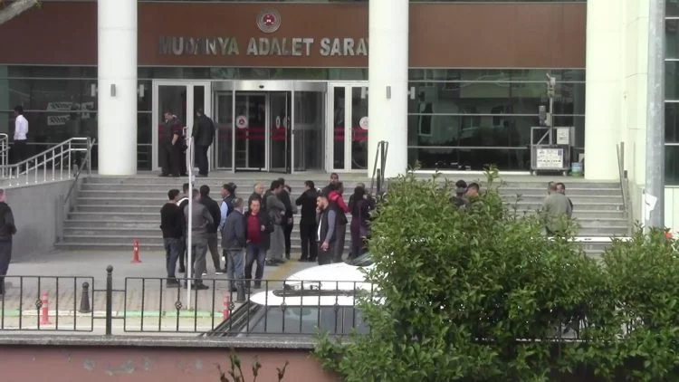 Mudanya'da gürültü kavgası! Bir asker sırtından bıçaklandı...