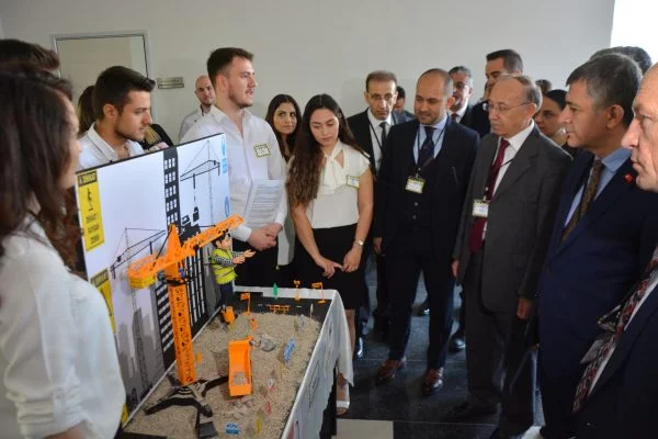 Uludağ Üniversitesi öğrencilerinin iş güvenliği projeleri büyük ilgi gördü