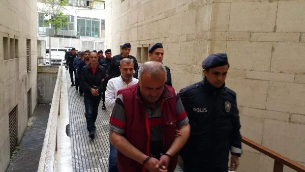Bursa'da sahte çek-senet operasyonu: Çok sayıda gözaltı var