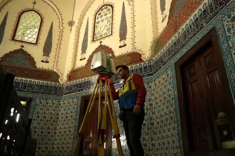 Bursa'nın tarihi eserleri olası bir felakete karşı lazer tarama cihazlarıyla modelleniyor