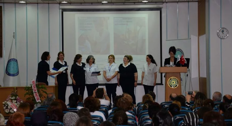 Uludağ Üniversitesinde Hemşirelik Haftası kutlamalarına yoğun ilgi