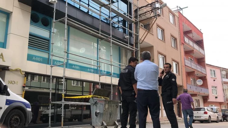 Bursa'da iş kazası! 4 metreden düşen işçi kanlar içinde kaldı...