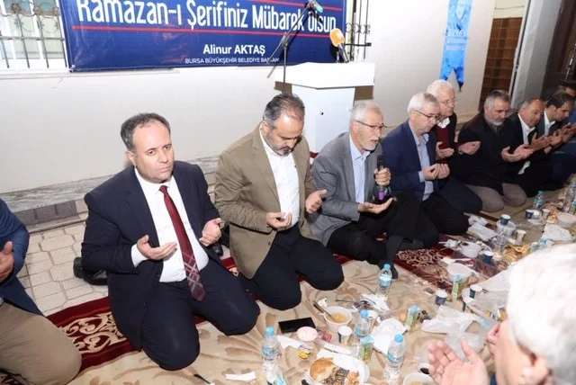 Batı Trakyalı Müslümanlar Başkan Aktaş'ın iftar sofrasında bir araya geldi