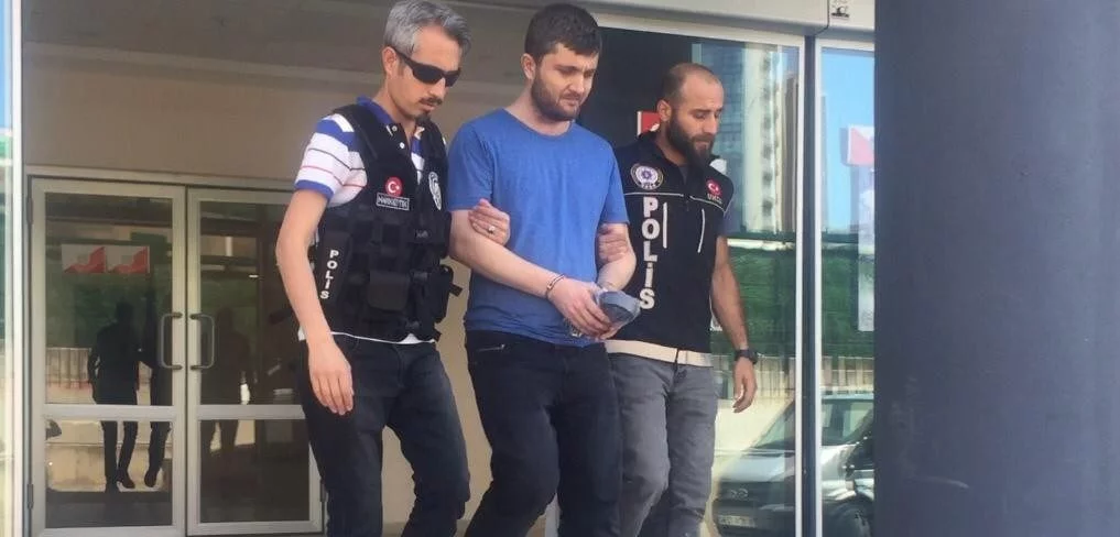 Bursa'da narkotik polisi bayramda da zehir tacirlerine göz açtırmadı