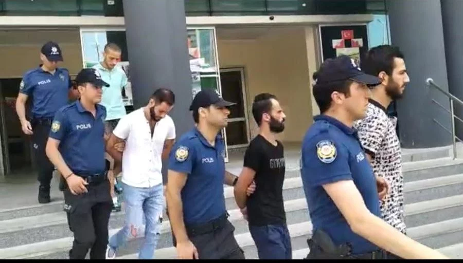 Bursa'da narkotik operasyonu! 14 torbacı yakalandı