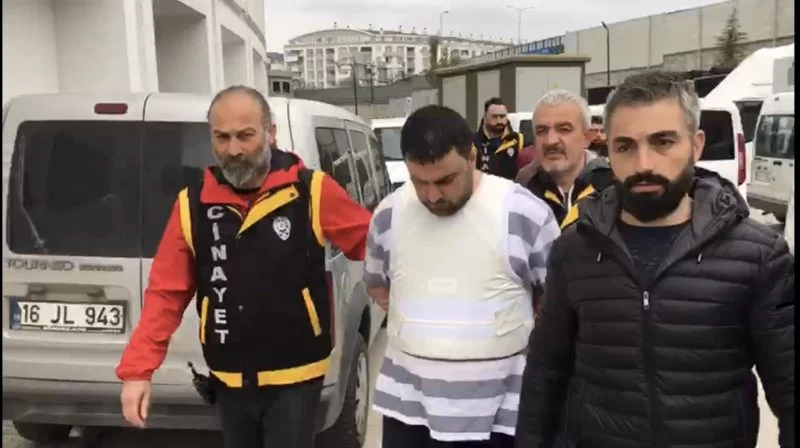 Bursa'da kuzenini öldüren yerel gazete patronuna müebbet istemi