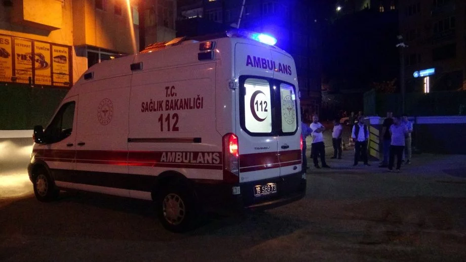 Bursa'da 75 yaşındaki adam travestiyi bıçakladı