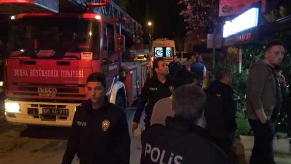Bursa'da gece yarısı yangın dehşeti! yanarak can verdi