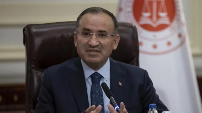Adalet Bakanı Bozdağ: Anayasada 2 maddede değişiklik yapacağız