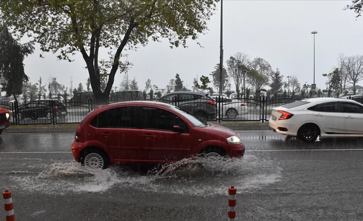 AFAD'dan Bursa ve 6 il için 'çok kuvvetli' yağış uyarısı