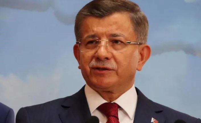 Ahmet Davutoğlu koronaya yakalandı