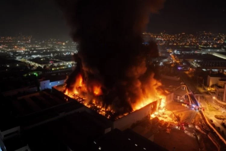 Bursa’da fabrika yangınında patlama