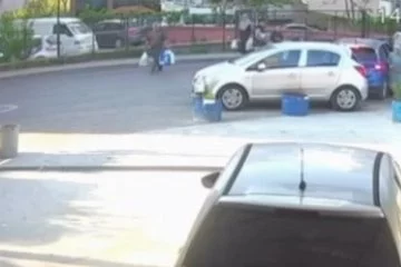 Bursa'da Geri viteste unuttuğu aracıyla kaza yaptı