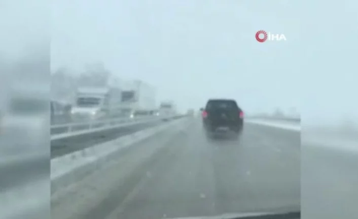 Bursa-Ankara karayolu kar ve buzlanma sebebiyle kapandı