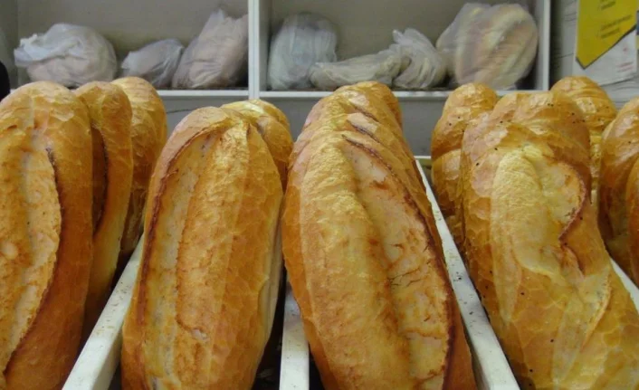 Bursa'da 200 gram ekmek 5 liraya yükseldi