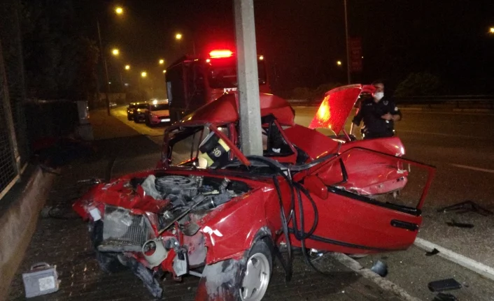 Bursa'da araç spin attı, sürücü araçtan fırladı!