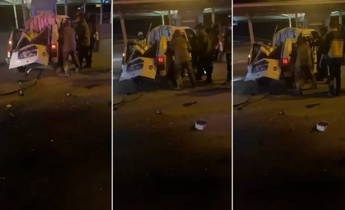 Bursa'da bariyerlere çarpan hafif ticari araç takla attı: 1'i ağır 2 yaralı