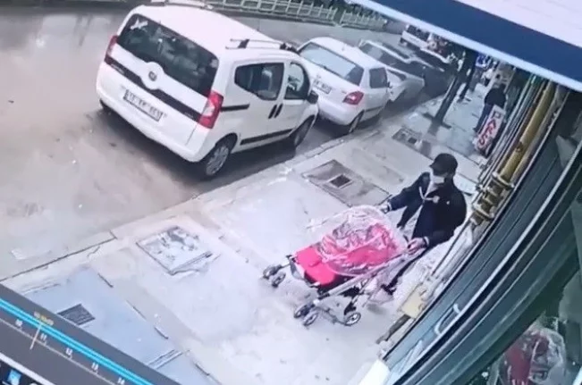 Bursa'da bebek arabasını saniyeler içinde böyle çaldı