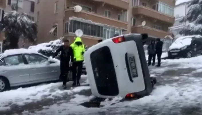 Bursa'da buz tutan yollar sürücülere zor anlar yaşattı!