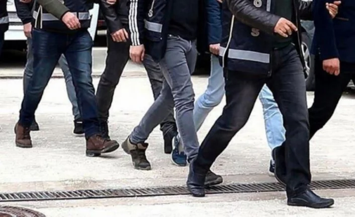 Bursa'da FETÖ/PDY üyesi 13 kişi gözaltına alındı