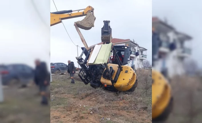 Bursa'da Forklift devrildi: 2 yaralı