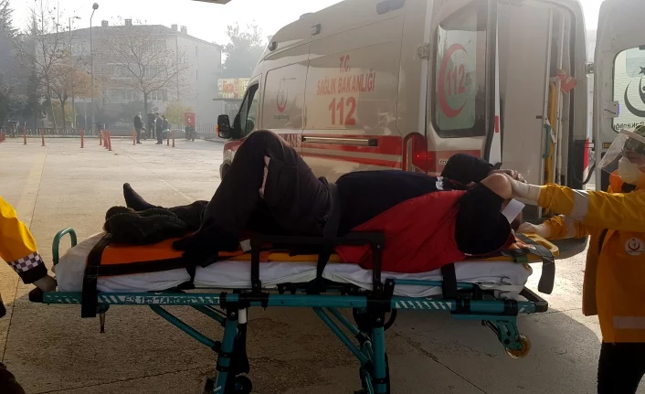 Bursa'da forklift kazası: 2 işçi yaralandı