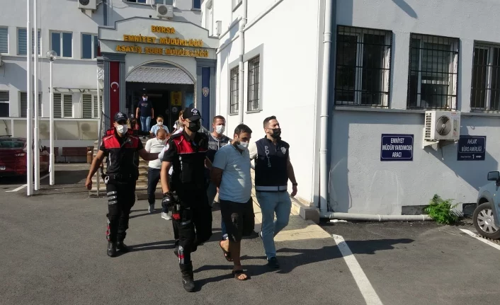 Bursa'da fuhuş çetesi çökeltildi, 13 kişi gözaltına alındı